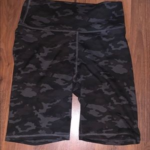 Charcoal Heather Camo Fabletics Biker Shorts